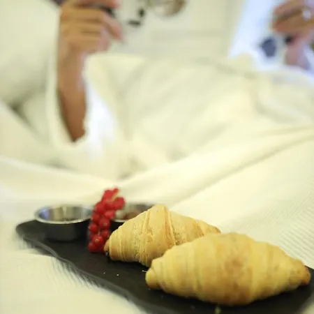 Hotel Tonight Port Istanbul