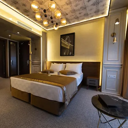 Tonight Port イスタンブール