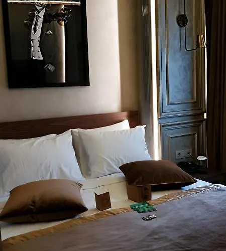 Tonight Port Hotel 4*