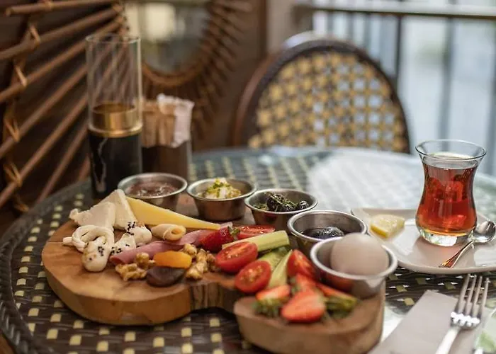 Hotel Tonight Port Istanbul