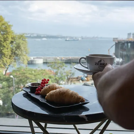 Hotel Tonight Port Istambul